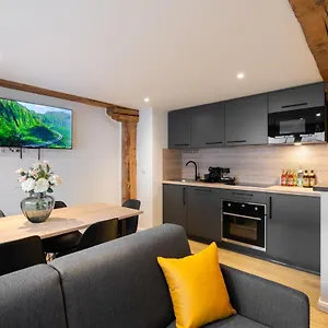 Homaris Laim Apart-hotel