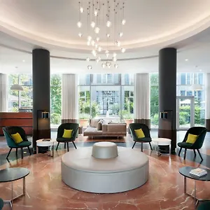 Le Meridien מלון