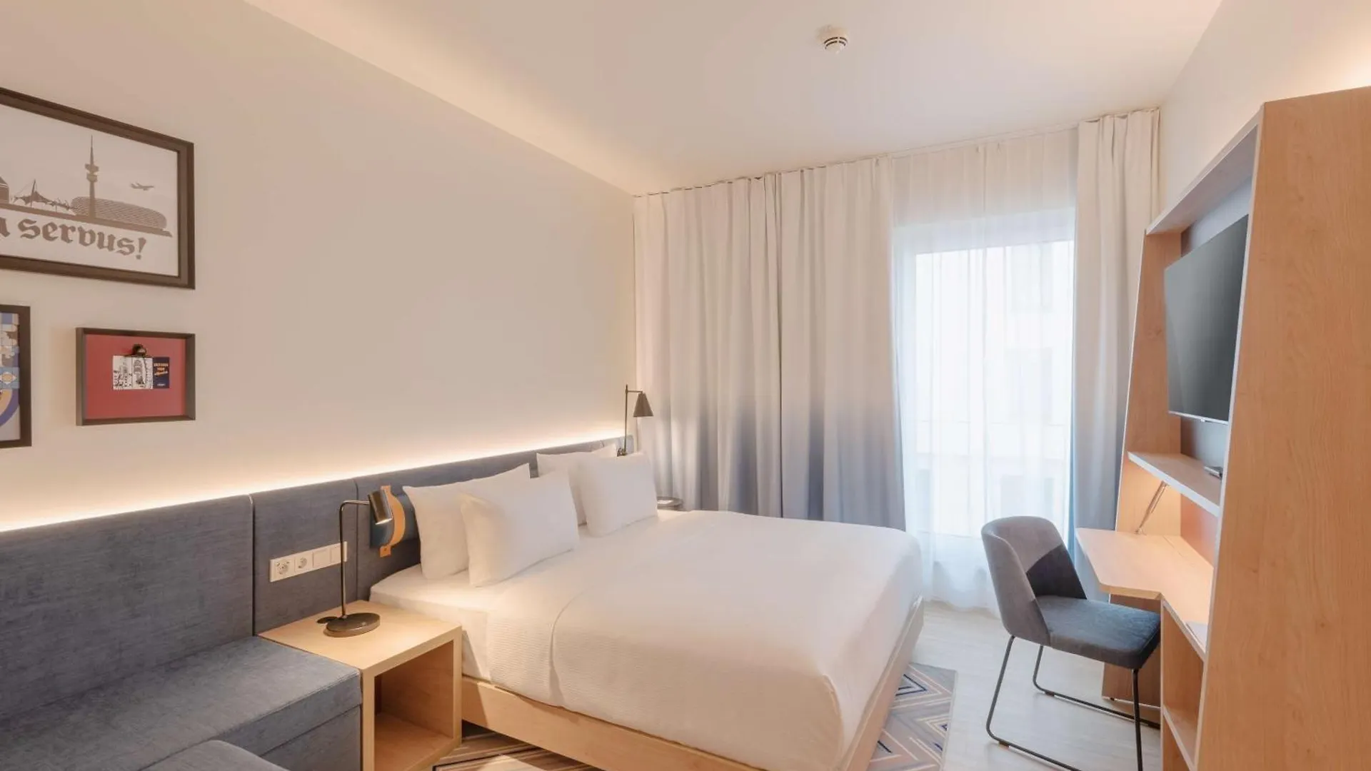 Hotel Hampton By Hilton Munich City North
