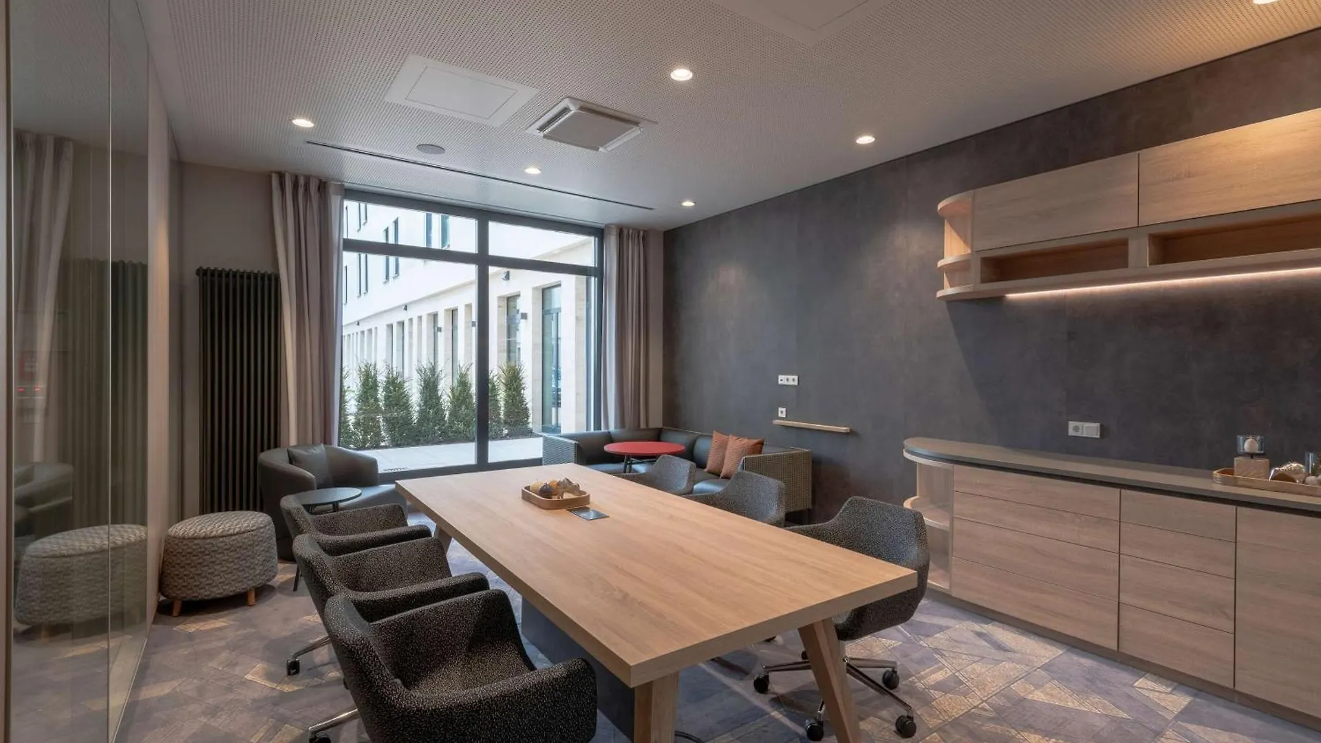 Hampton By Hilton Munich City North