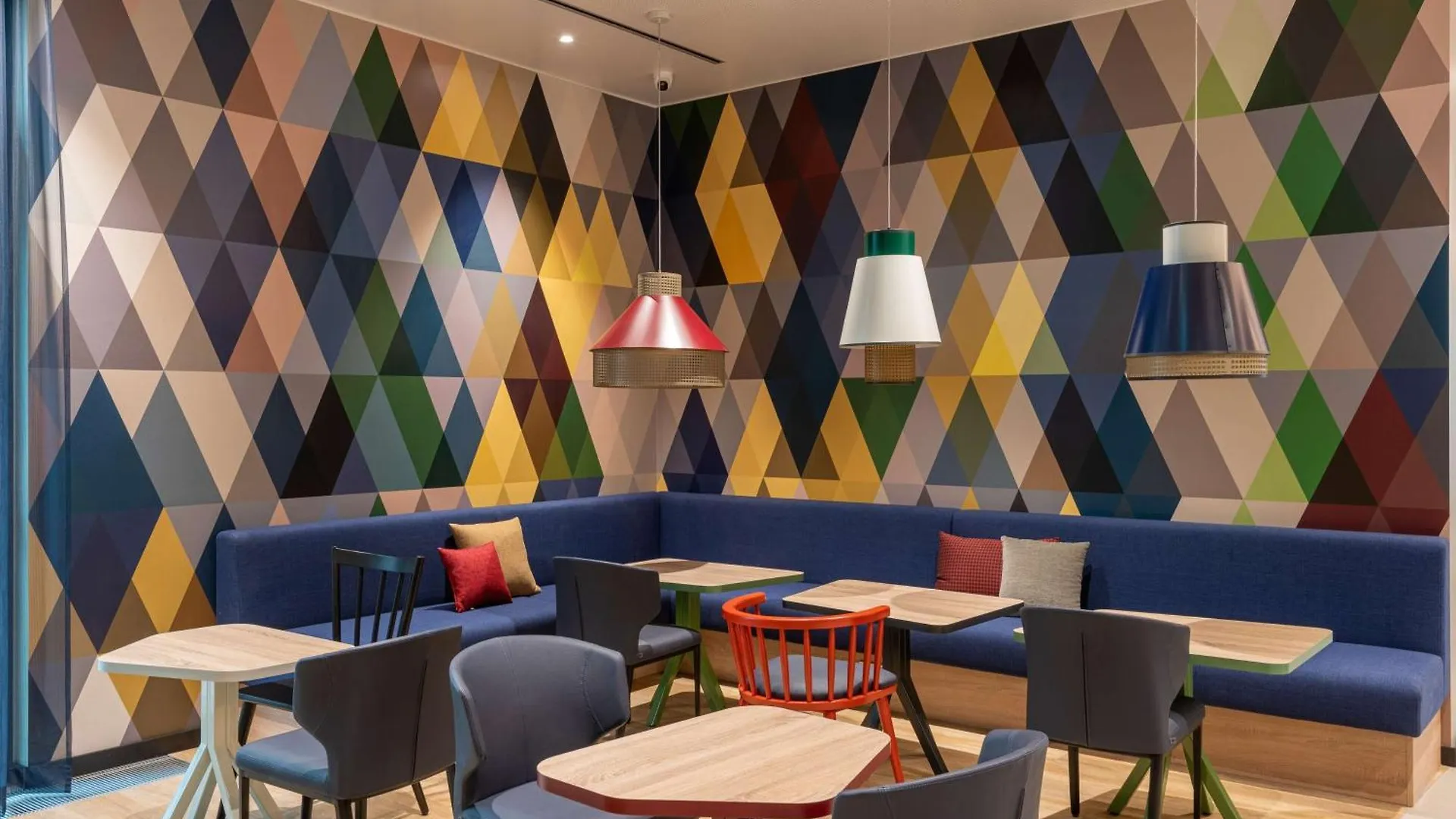 Hampton By Hilton Munich City North 3*,  Duitsland